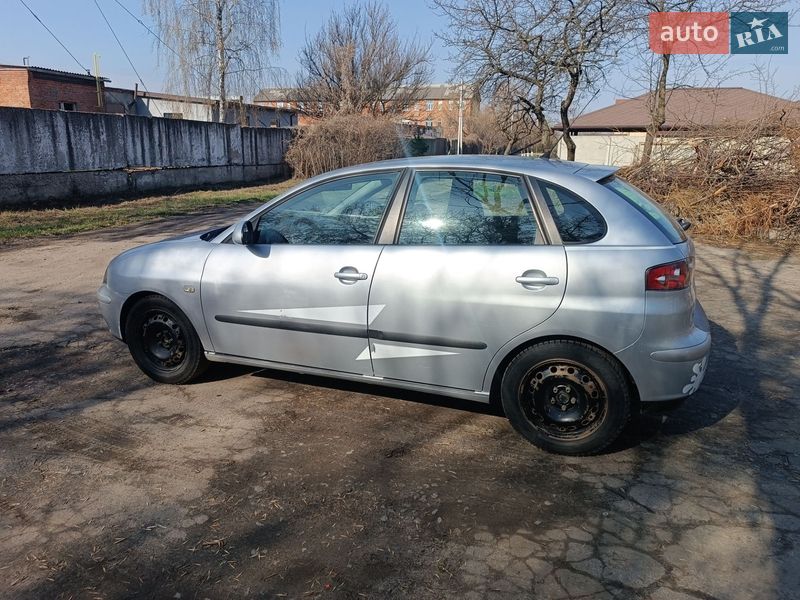Хетчбек SEAT Ibiza 2006 в Сумах