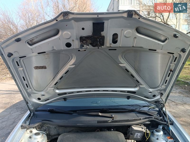 Хетчбек SEAT Ibiza 2006 в Сумах