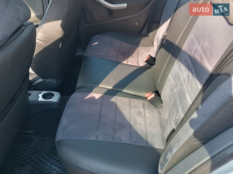 Хетчбек SEAT Ibiza 2006 в Сумах