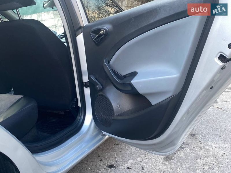 Хетчбек SEAT Ibiza 2013 в Києві