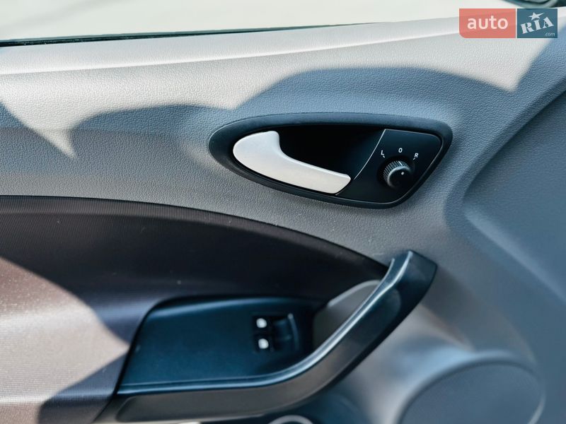 Универсал SEAT Ibiza 2011 в Здолбунове фото 32 Универсал SEAT Ibiza 2011 в Здолбунове