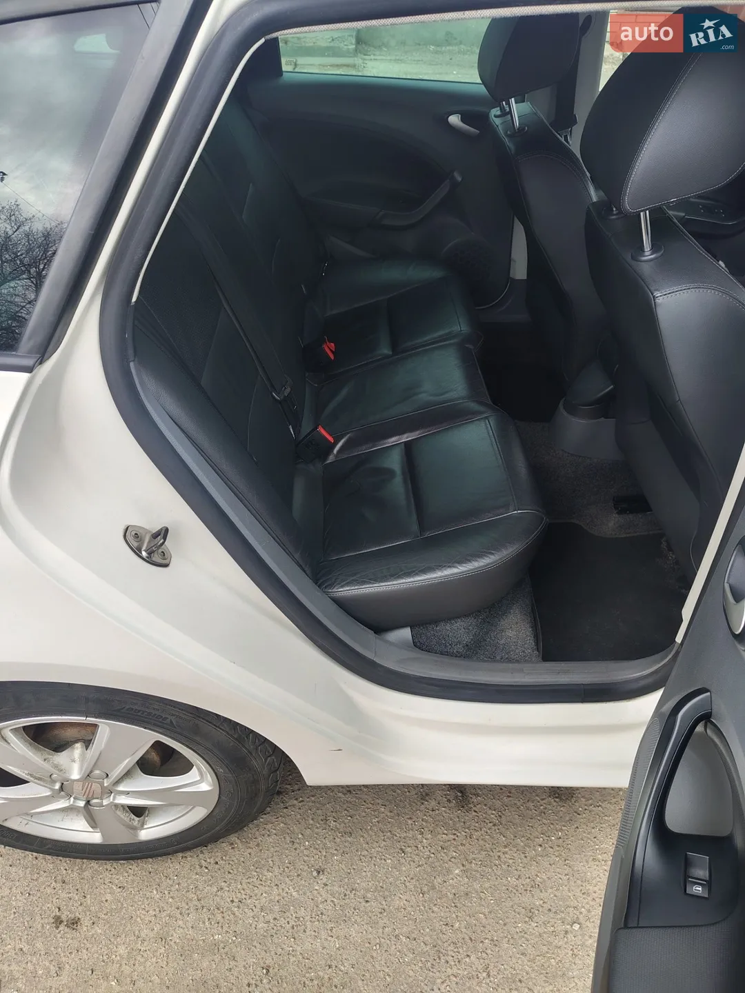 2011 SEAT Ibiza - мініатюра 10