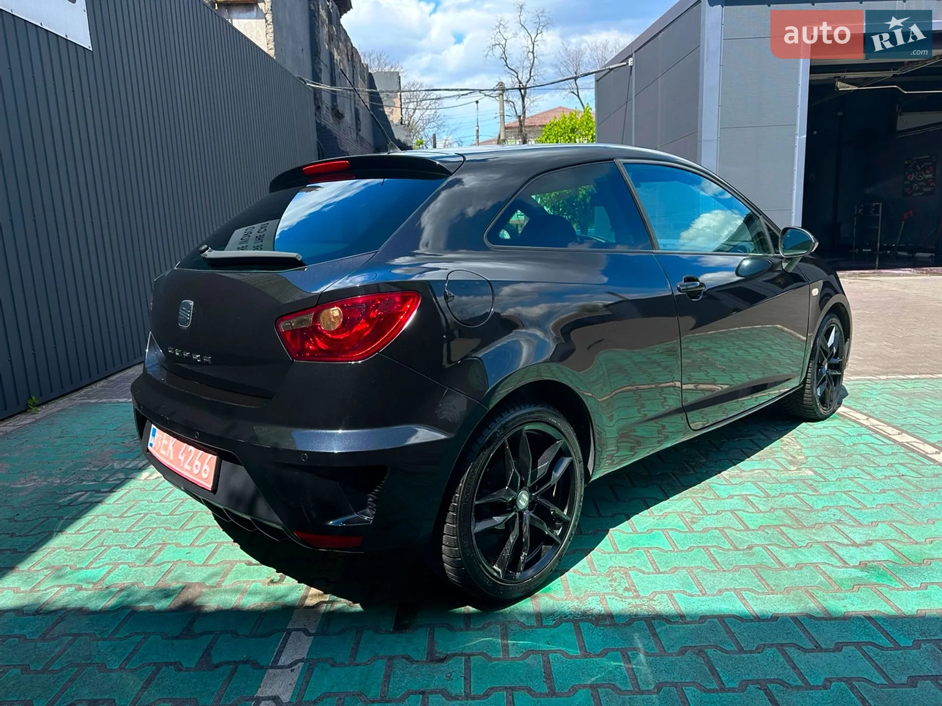 2010 SEAT Ibiza - мініатюра 14