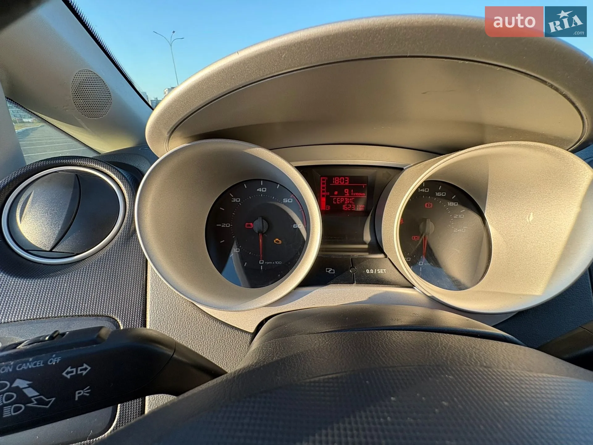 2010 SEAT Ibiza - мініатюра 17