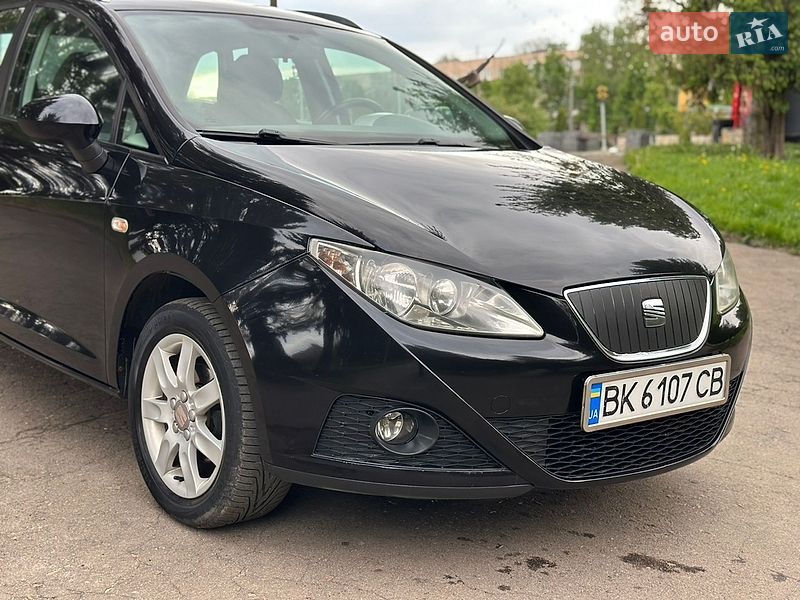 Универсал SEAT Ibiza 2011 в Ровно