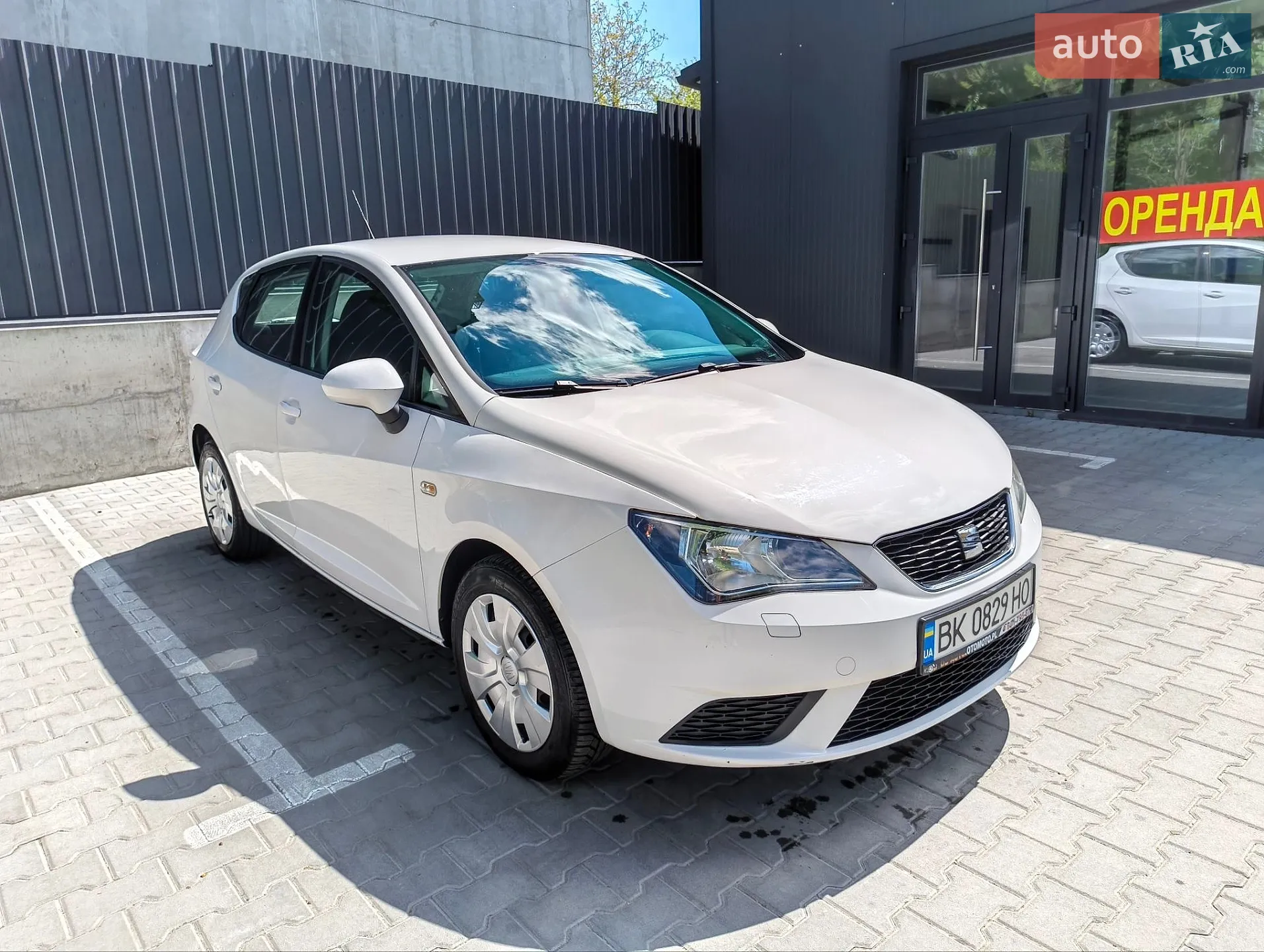 2014 SEAT Ibiza - мініатюра 4