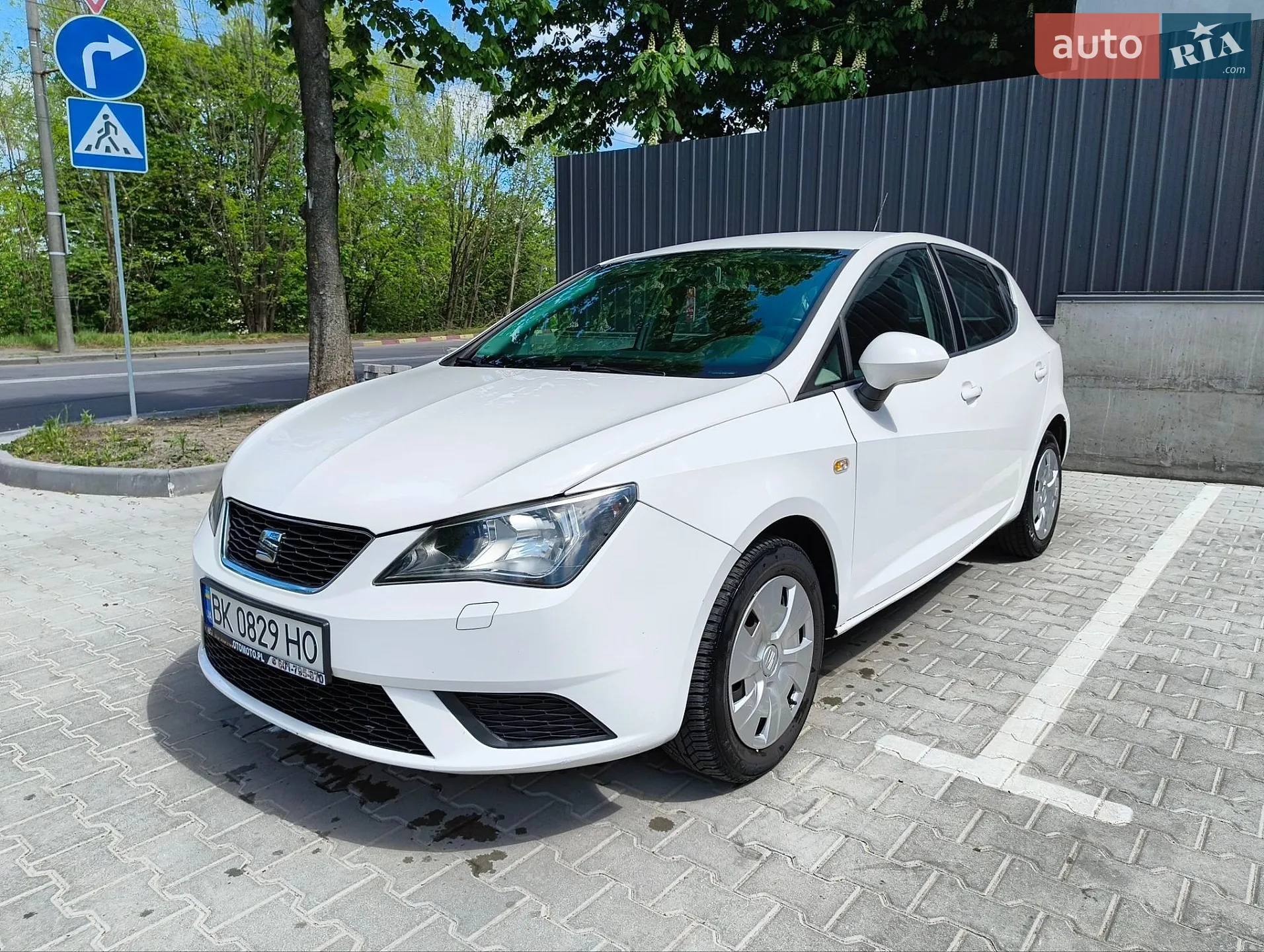 2014 SEAT Ibiza - мініатюра 8