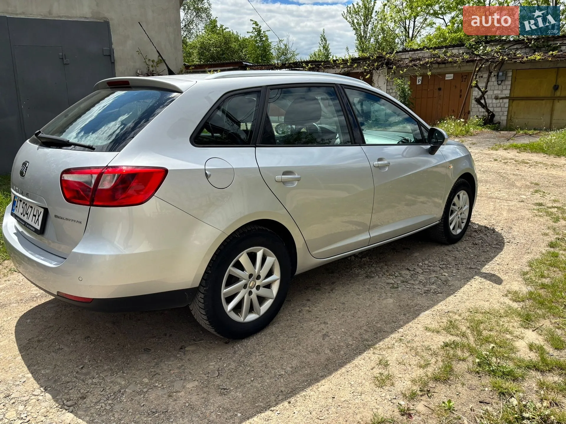 2013 SEAT Ibiza - мініатюра 5