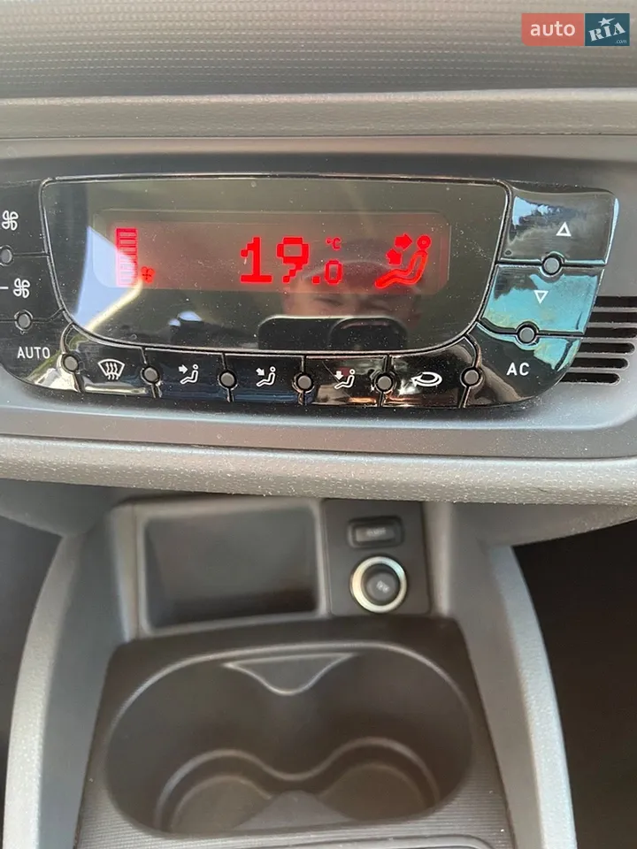 2010 SEAT Ibiza - мініатюра 37