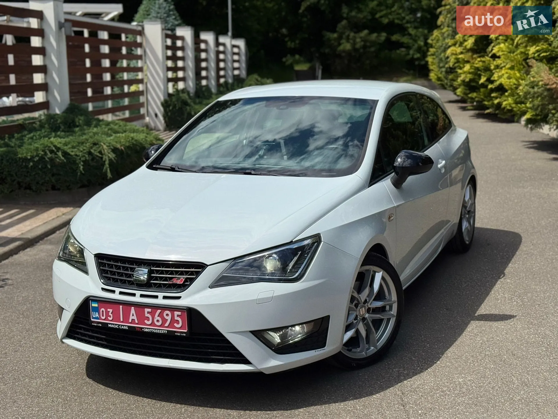 2014 SEAT Ibiza - мініатюра 3