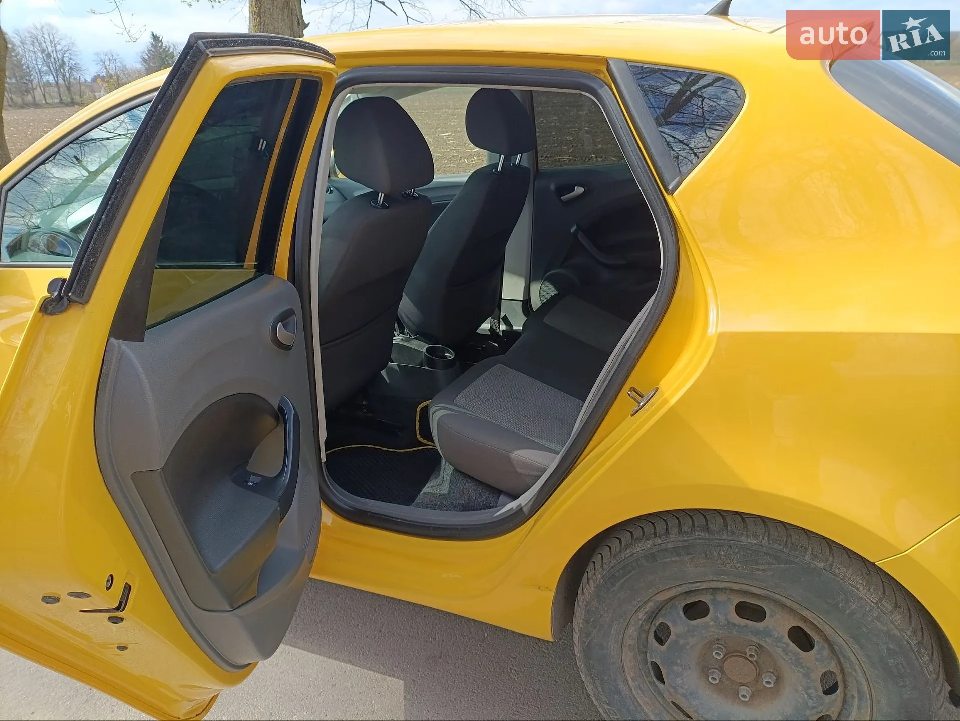 2011 SEAT Ibiza - мініатюра 10
