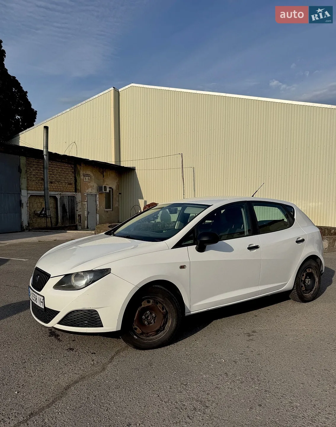 2010 SEAT Ibiza - мініатюра 13