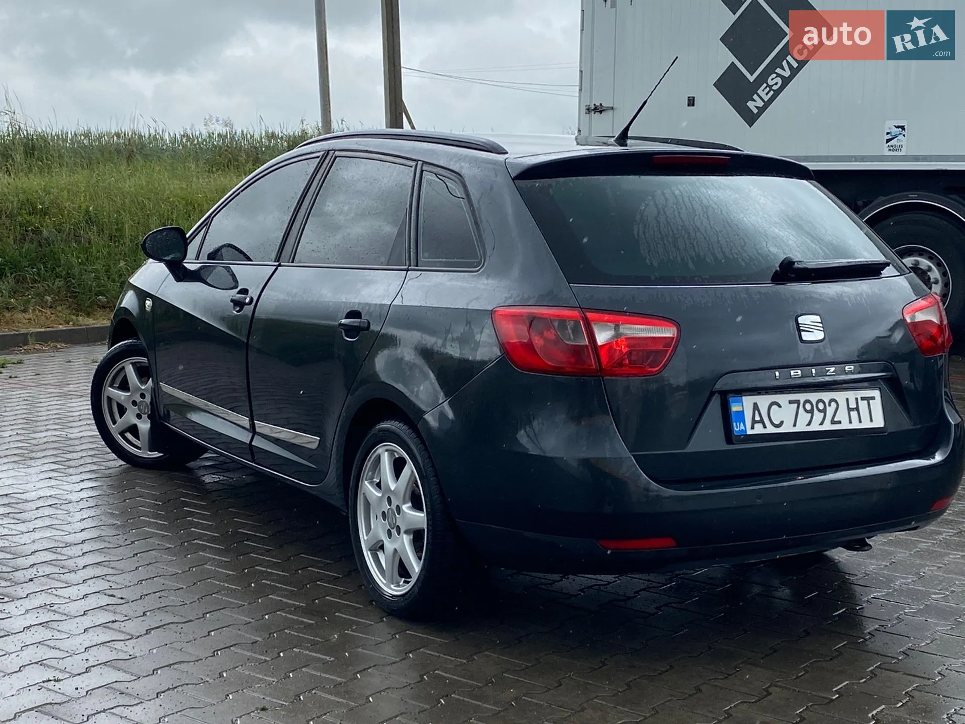 2011 SEAT Ibiza - мініатюра 11