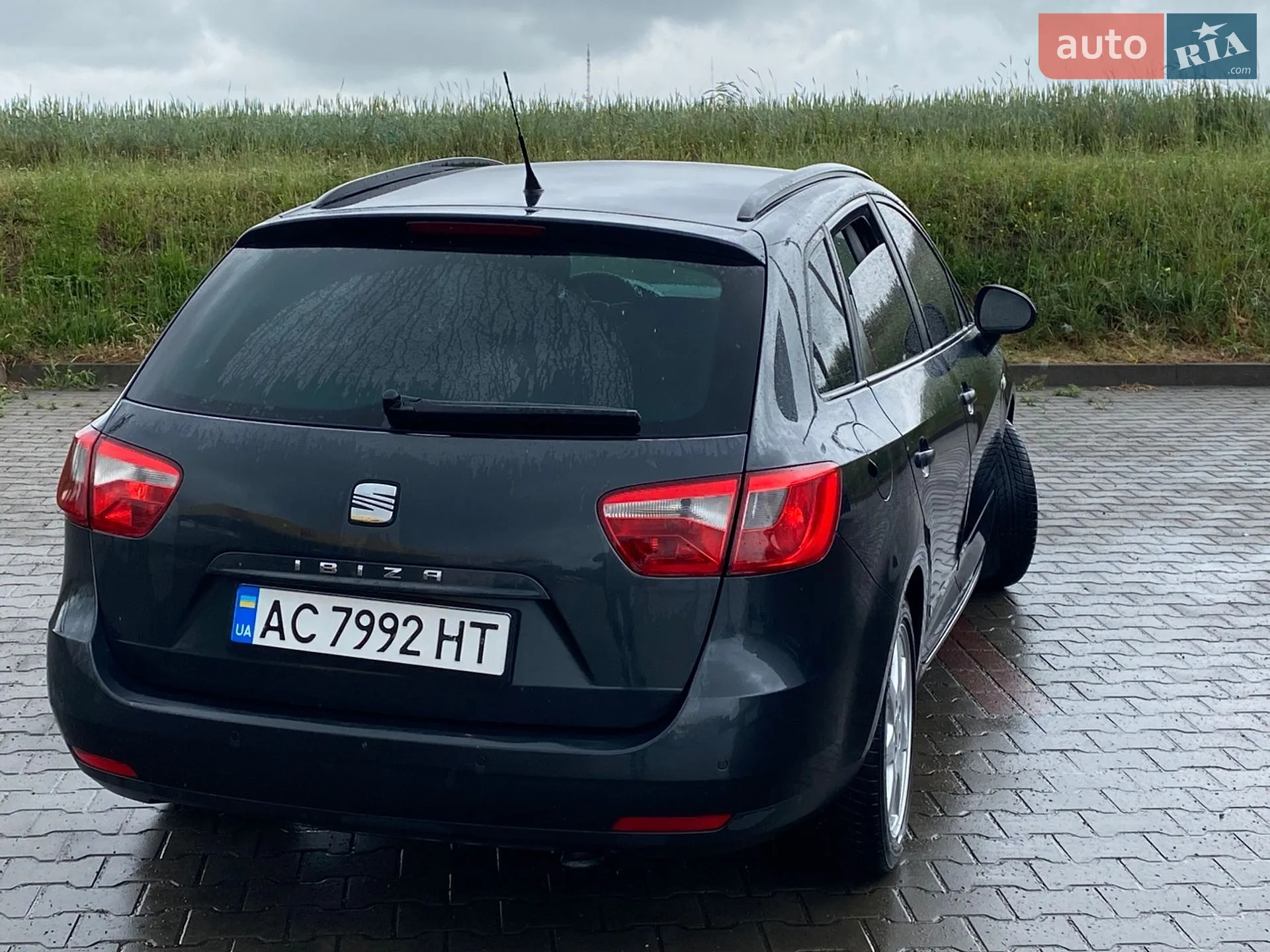 2011 SEAT Ibiza - мініатюра 12
