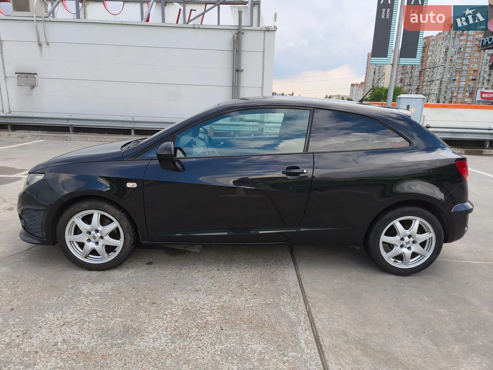 2012 SEAT Ibiza - мініатюра 3
