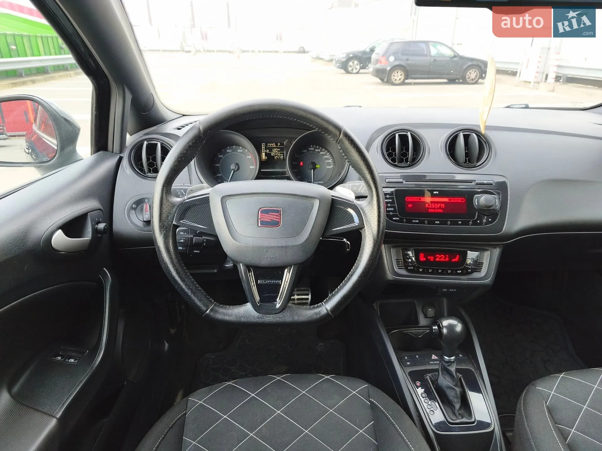 2012 SEAT Ibiza - мініатюра 15