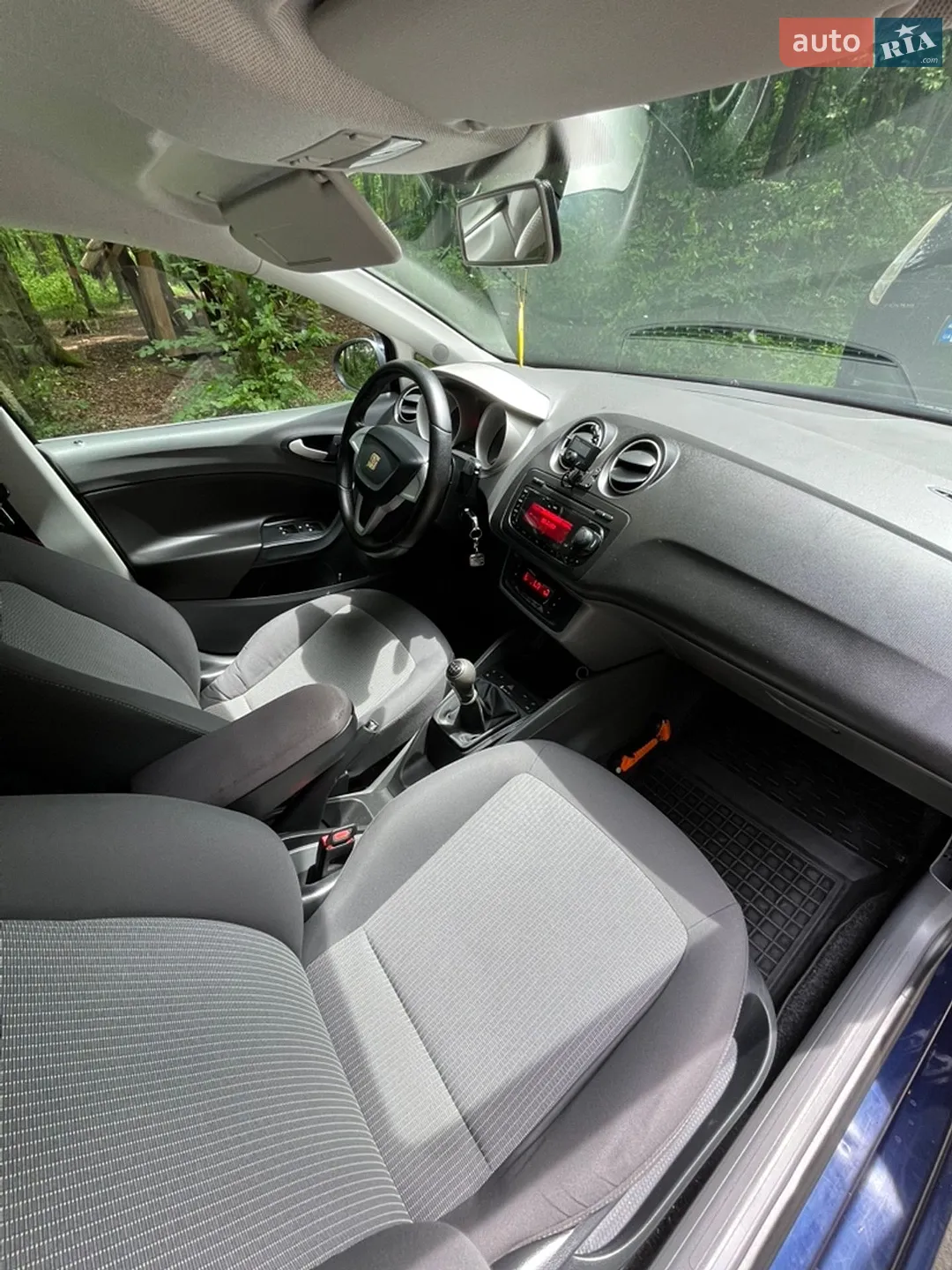 2011 SEAT Ibiza - мініатюра 10