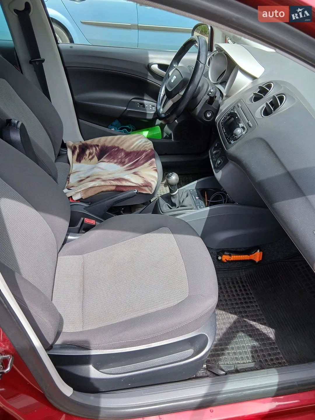 2011 SEAT Ibiza - мініатюра 2