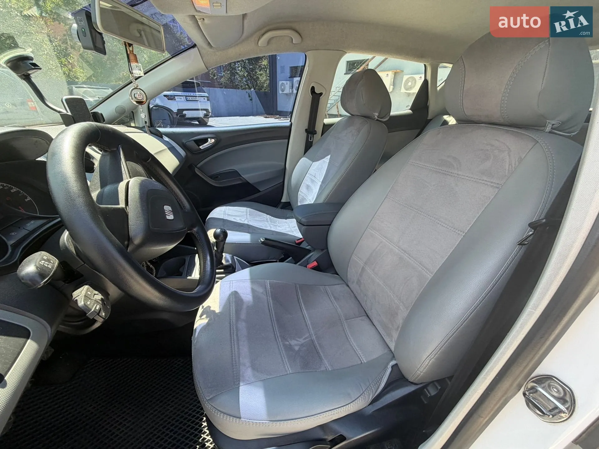 2011 SEAT Ibiza - мініатюра 27