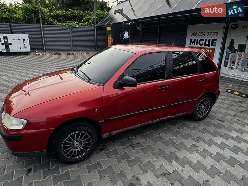 SEAT Ibiza 2000