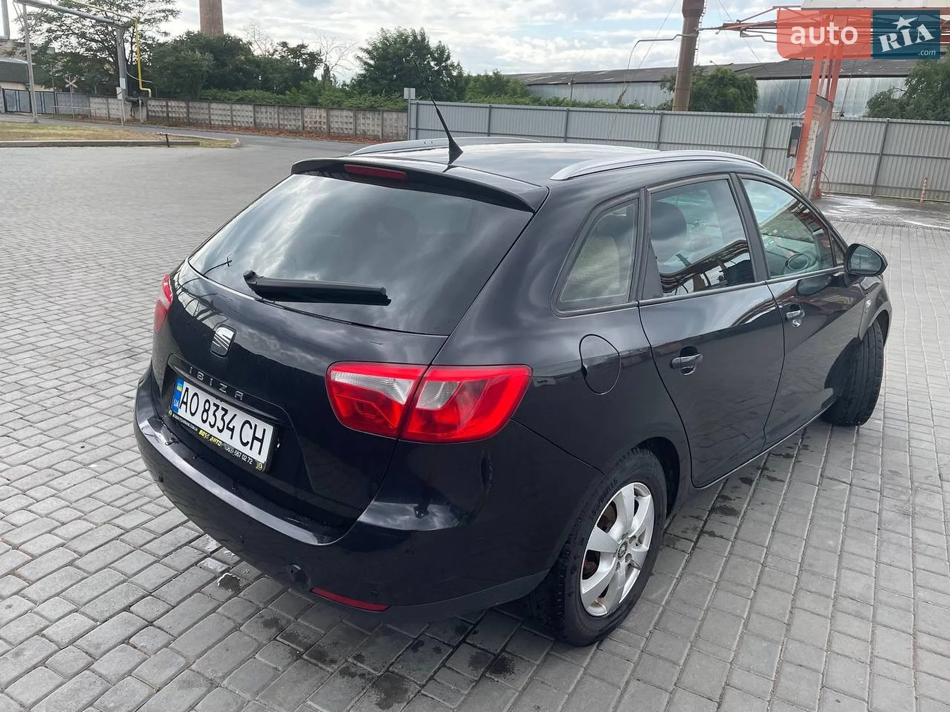 2011 SEAT Ibiza - мініатюра 4