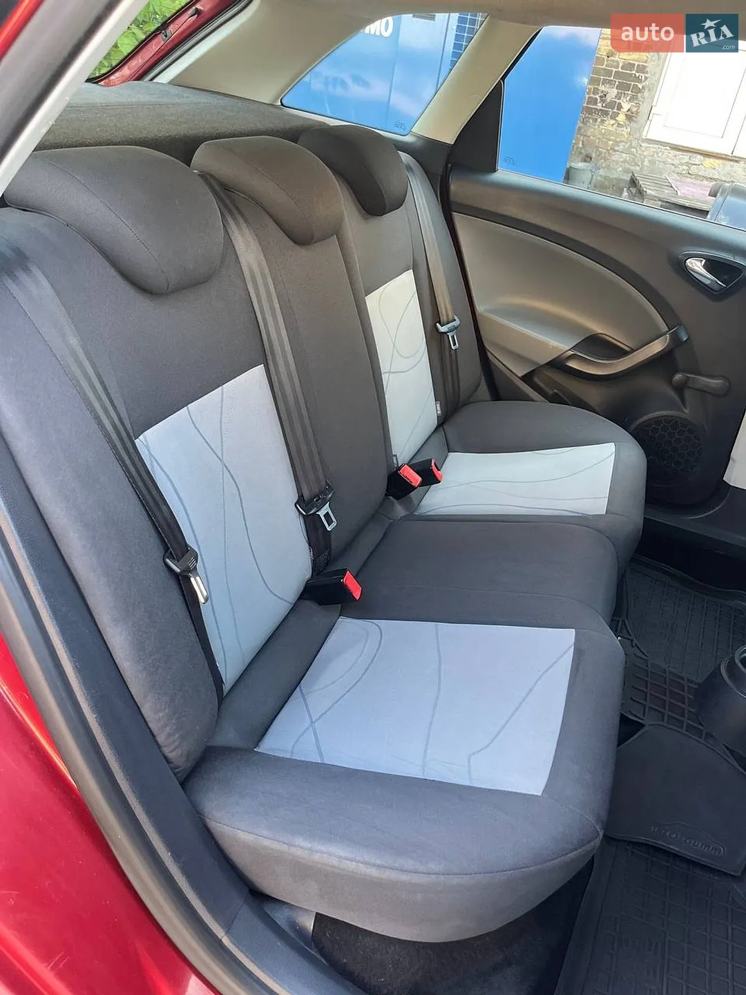 2014 SEAT Ibiza - мініатюра 11