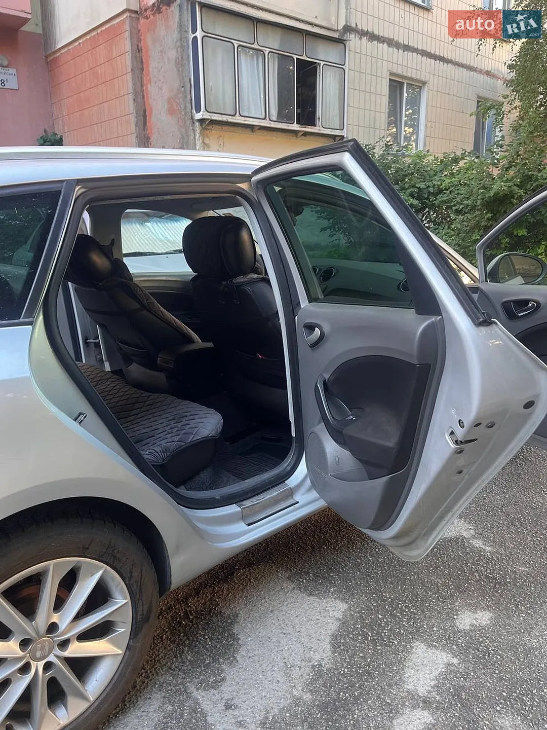 2011 SEAT Ibiza - мініатюра 15