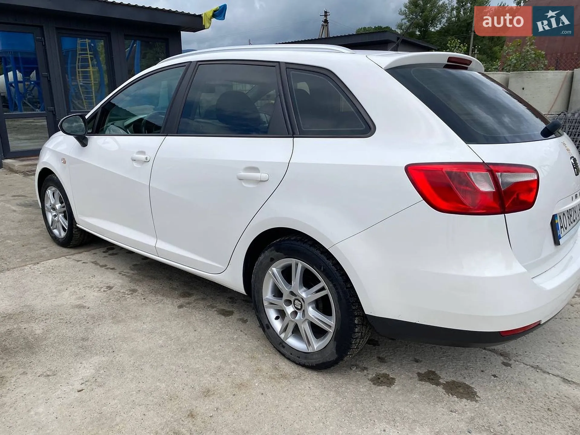 2010 SEAT Ibiza - мініатюра 2