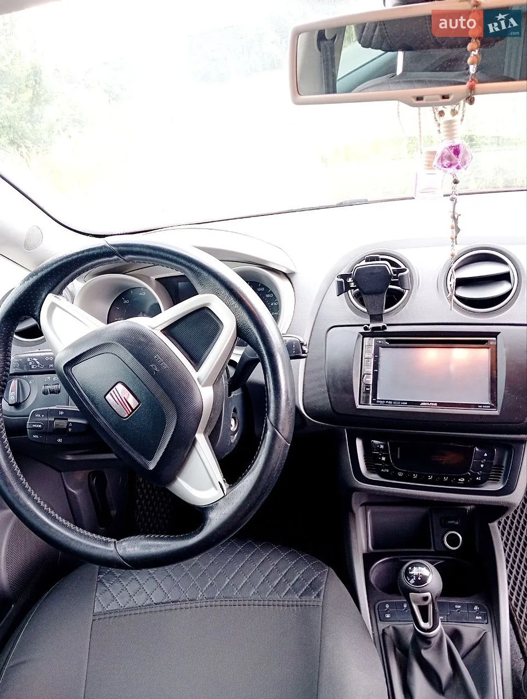 2010 SEAT Ibiza - мініатюра 9