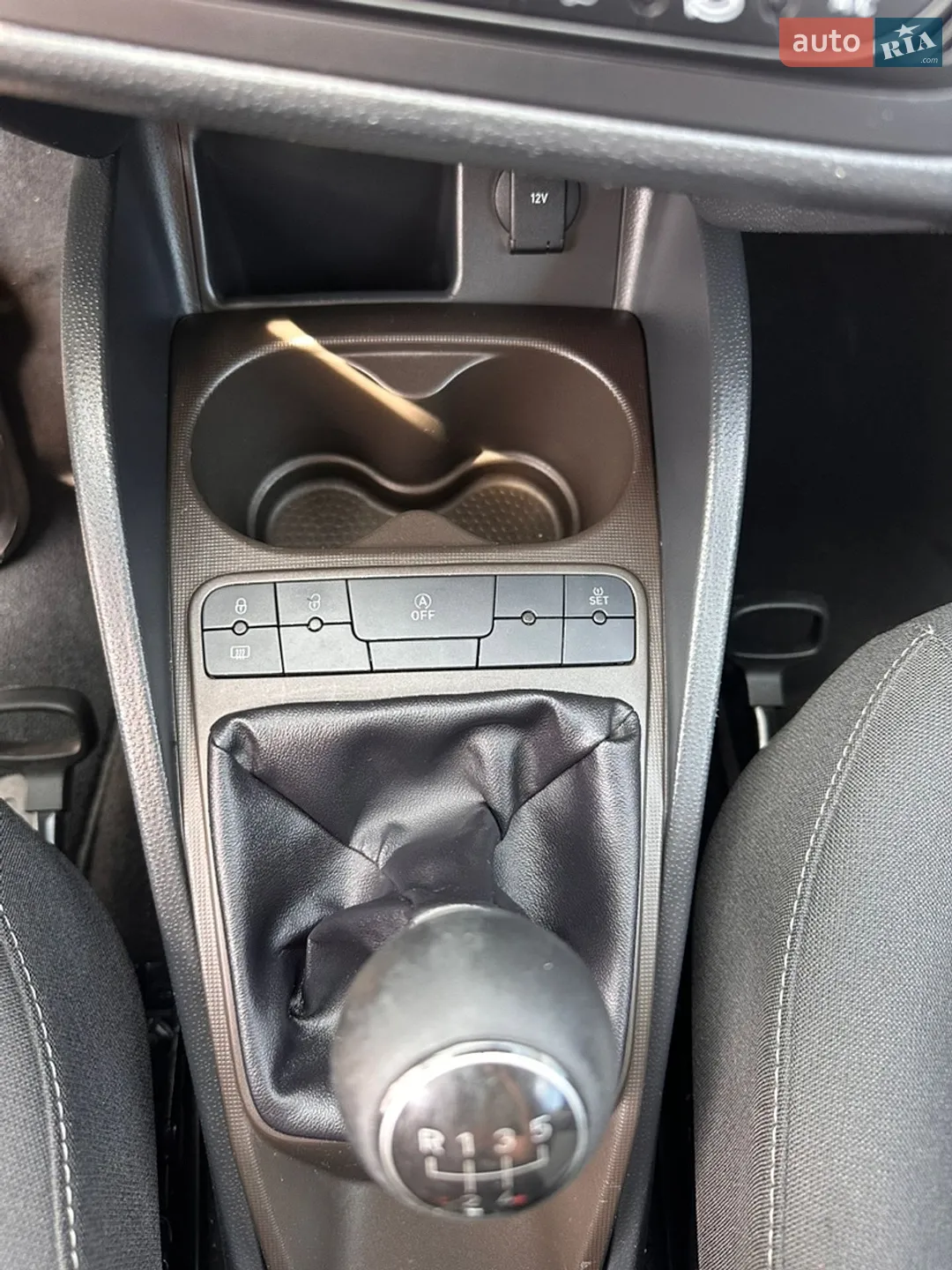 2013 SEAT Ibiza - мініатюра 10