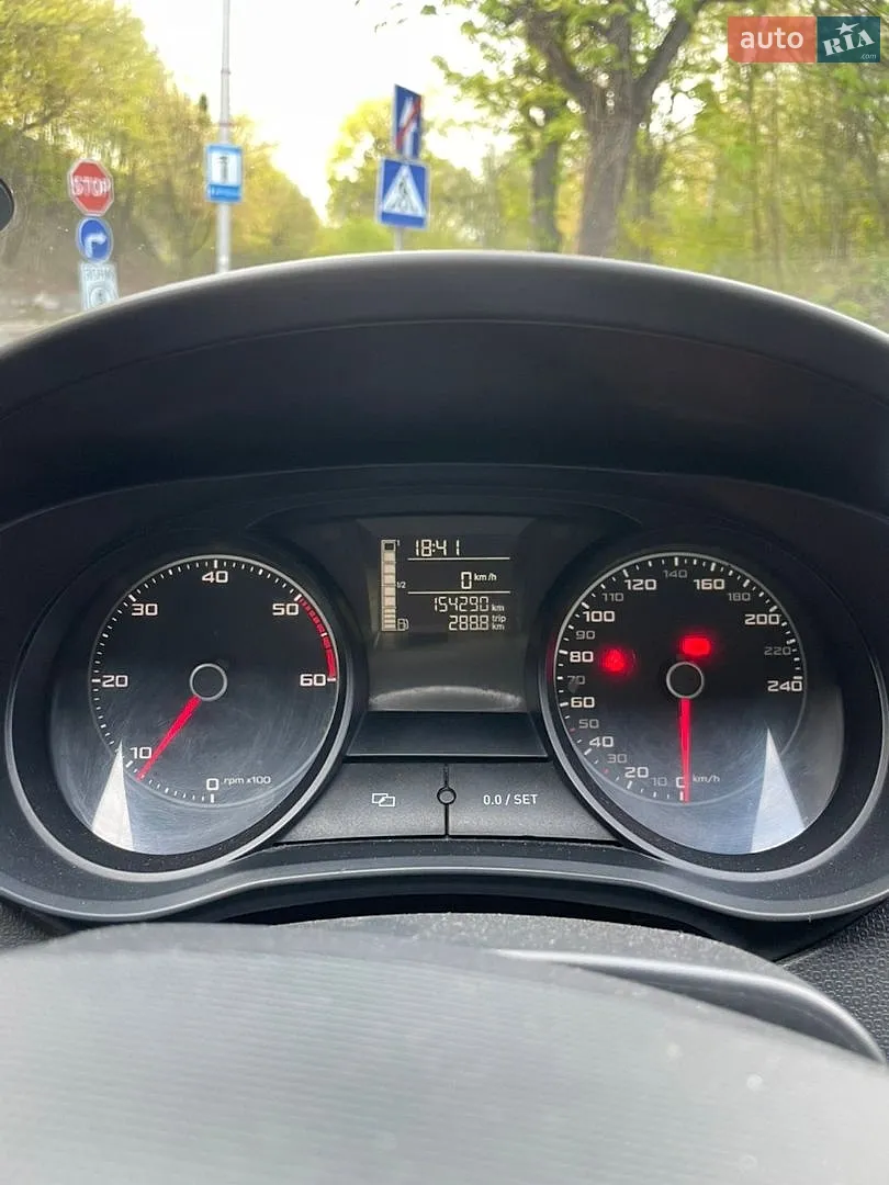2013 SEAT Ibiza - мініатюра 12