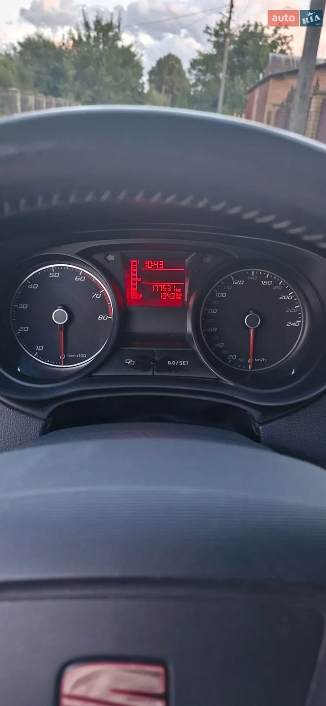 2012 SEAT Ibiza - мініатюра 3