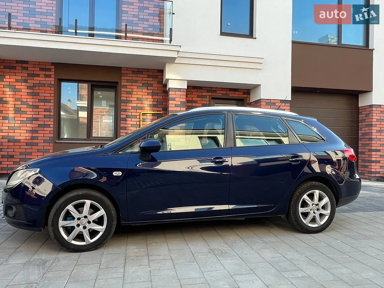 2010 SEAT Ibiza - мініатюра 15