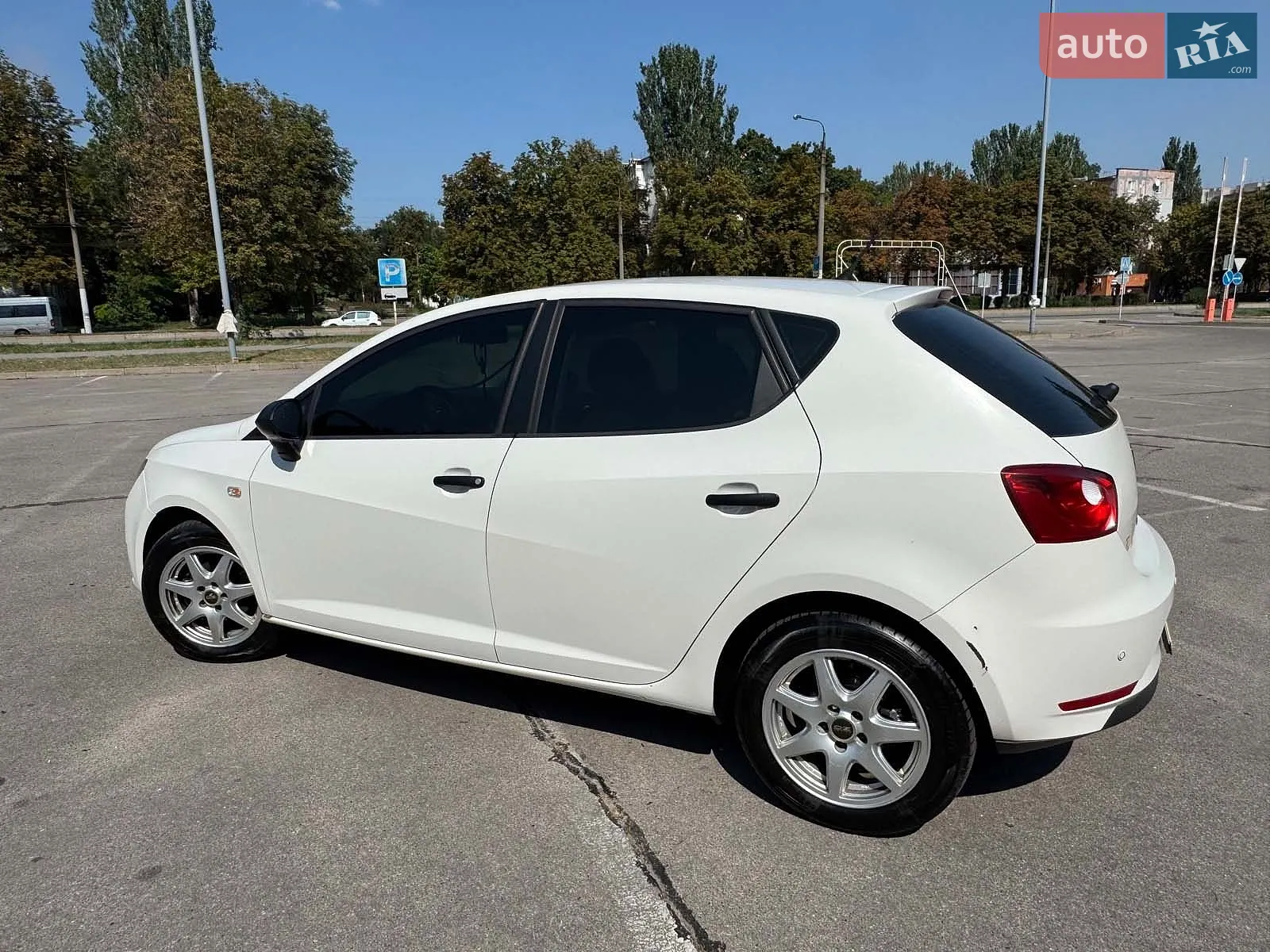 2014 SEAT Ibiza - мініатюра 4