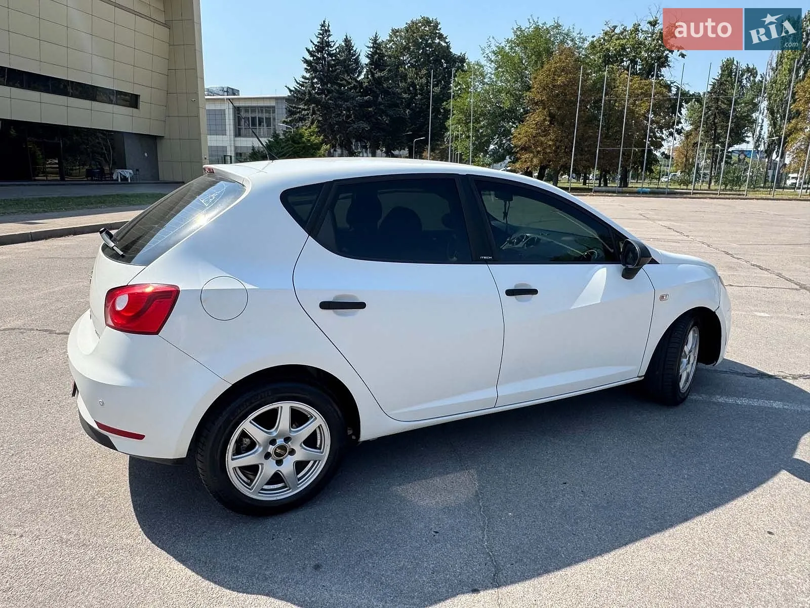 2014 SEAT Ibiza - мініатюра 5