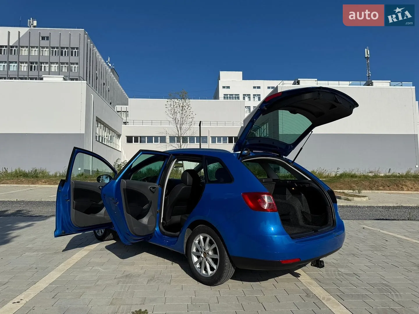 2011 SEAT Ibiza - мініатюра 8