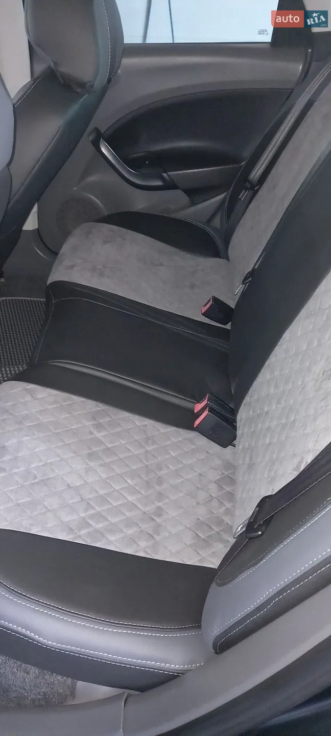 2010 SEAT Ibiza - мініатюра 6