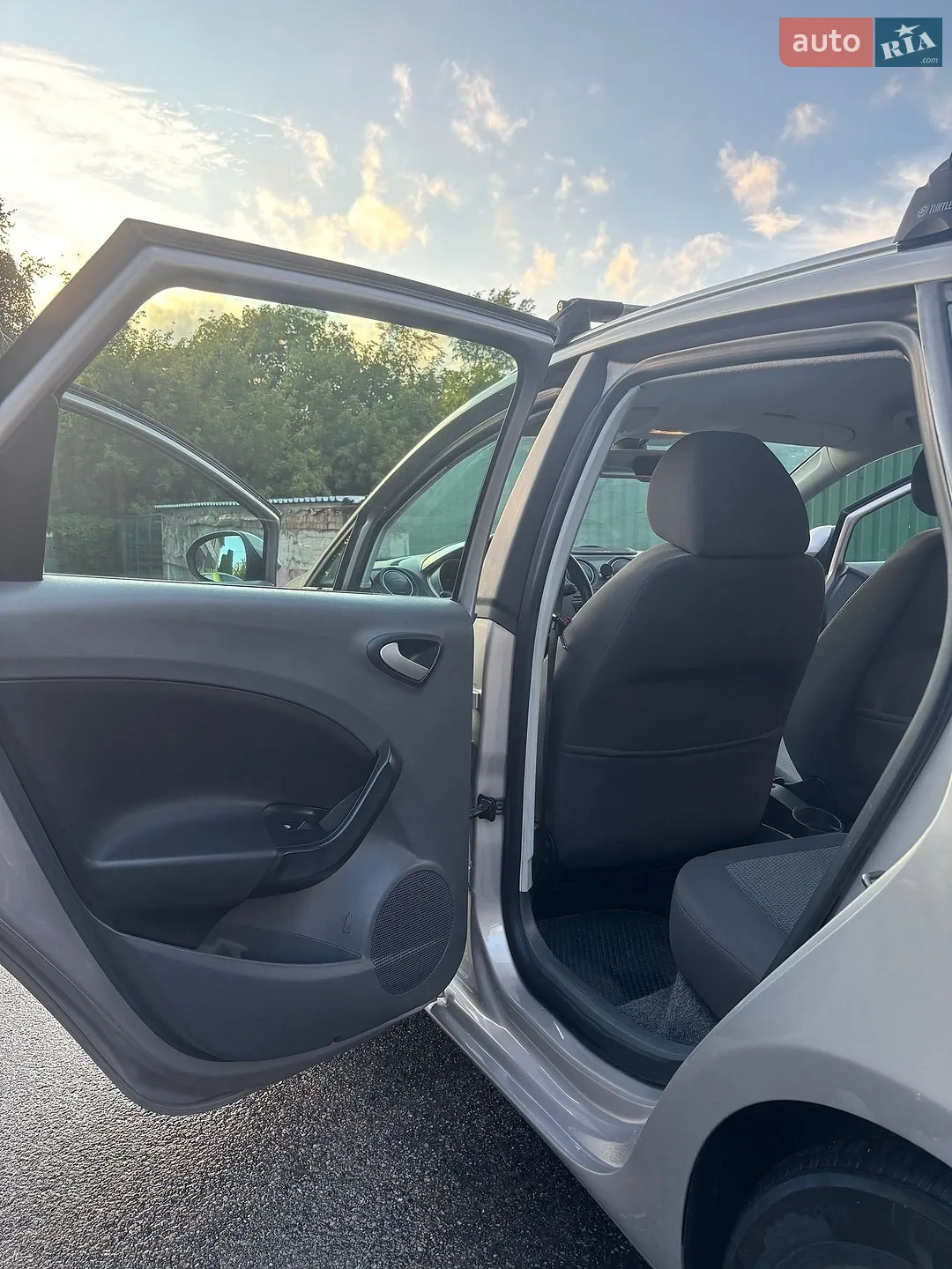 2010 SEAT Ibiza - мініатюра 19