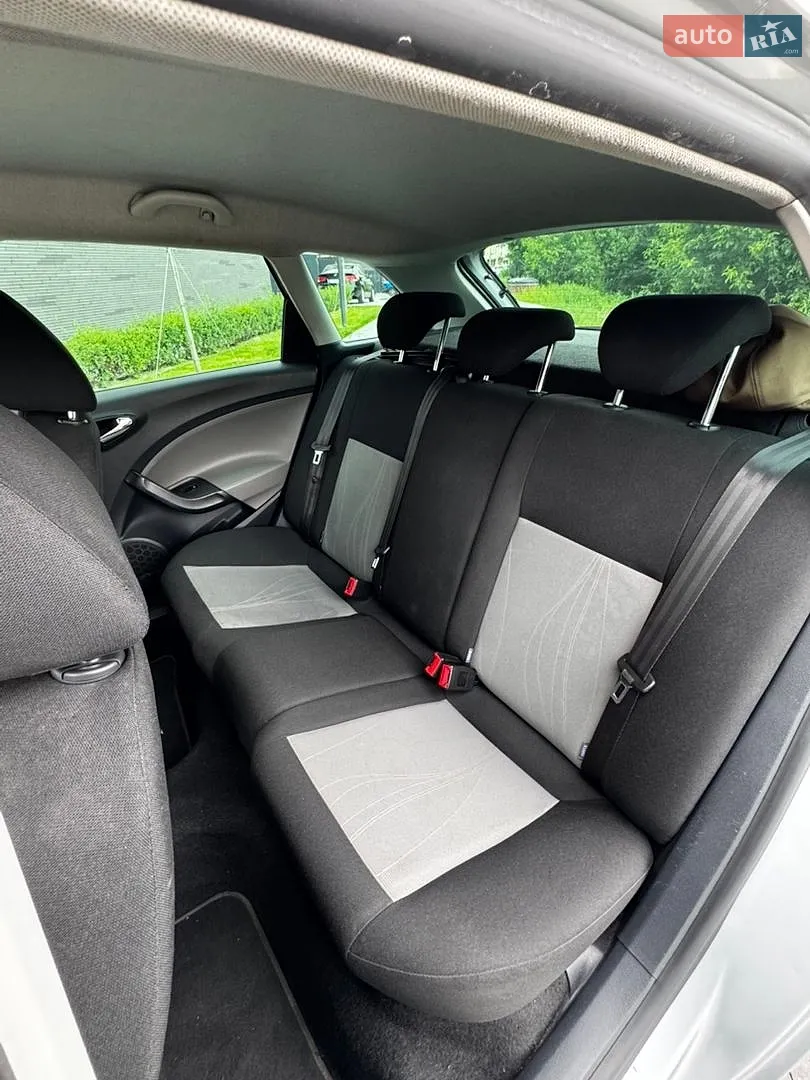 2012 SEAT Ibiza - мініатюра 11