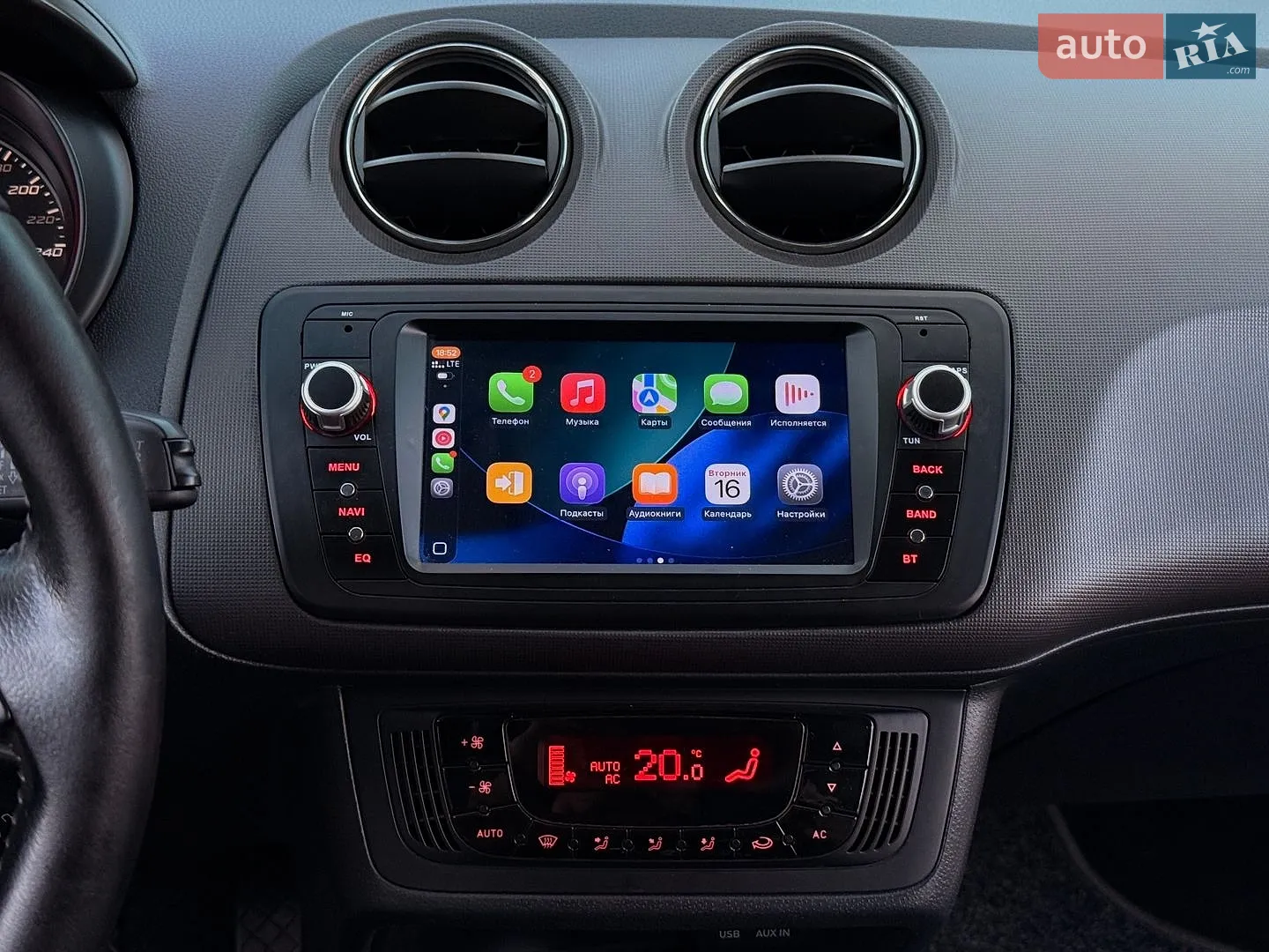 2012 SEAT Ibiza - мініатюра 13
