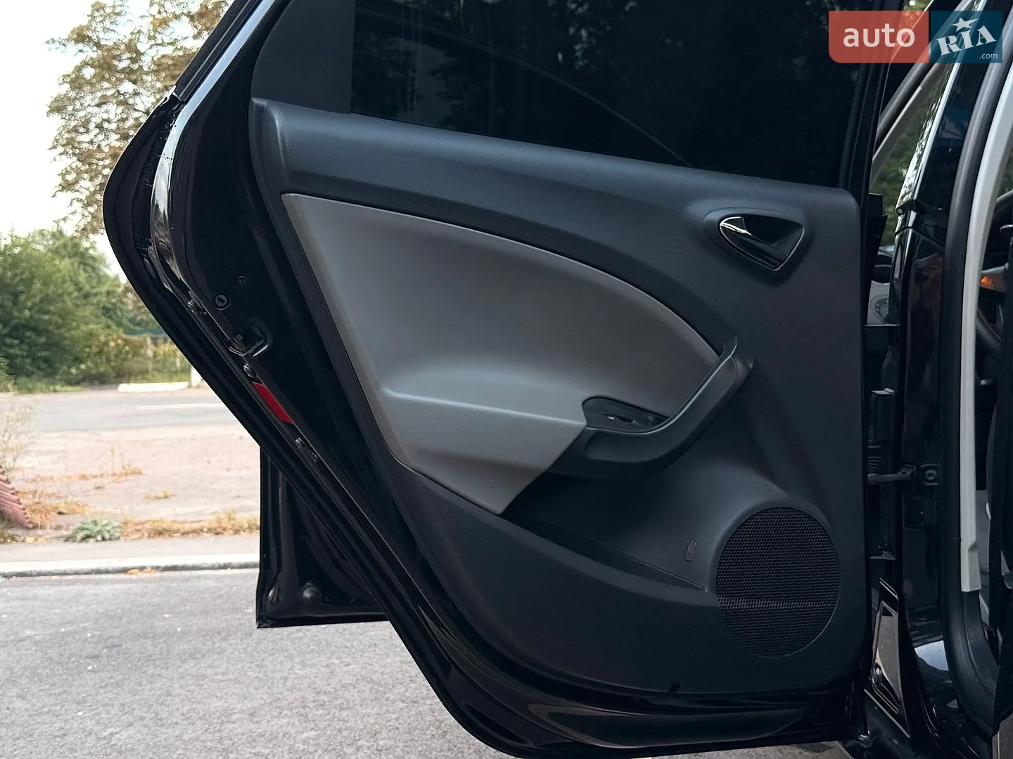 2012 SEAT Ibiza - мініатюра 20