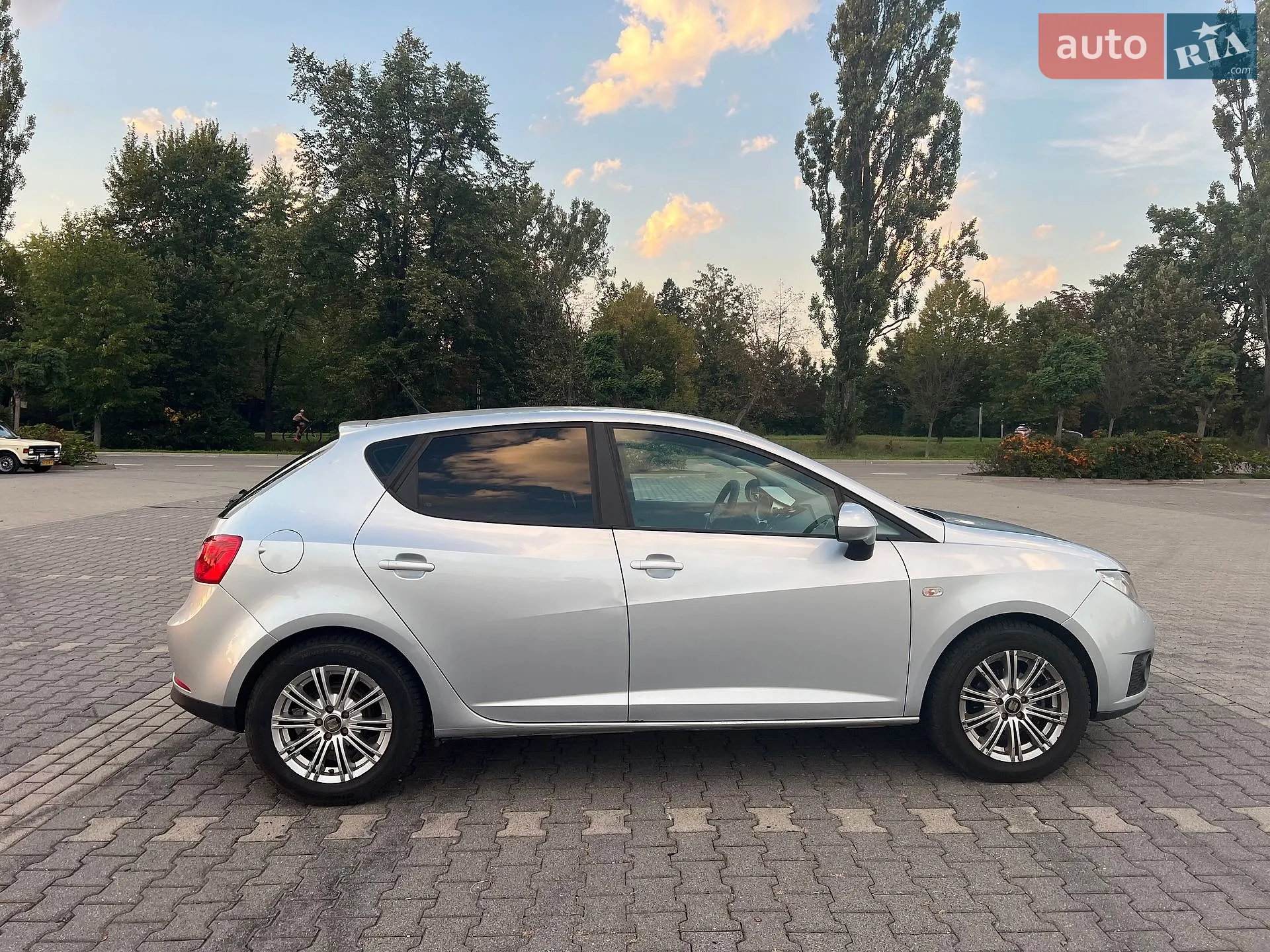 2011 SEAT Ibiza - мініатюра 3