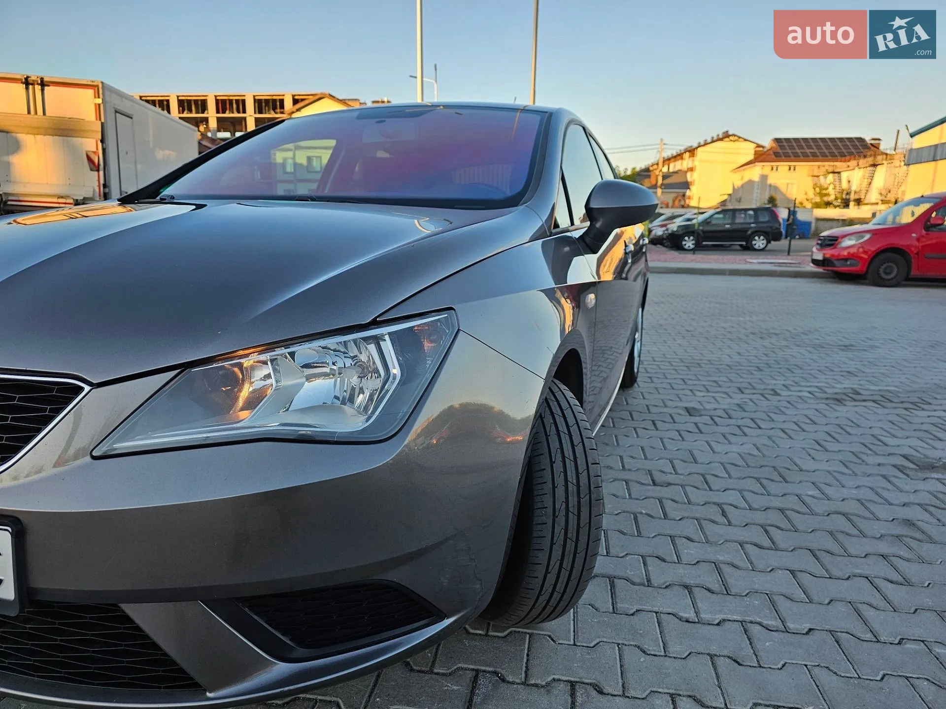 2015 SEAT Ibiza - мініатюра 3