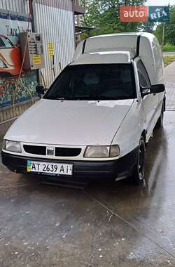 Грузовой фургон SEAT Inca 1999 в Вижнице