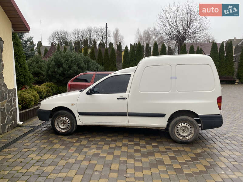 Грузовой фургон SEAT Inca 1998 в Новой Ушице