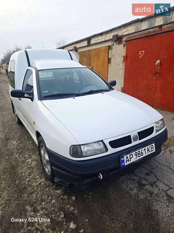 Мінівен SEAT Inca 2003 в Запоріжжі