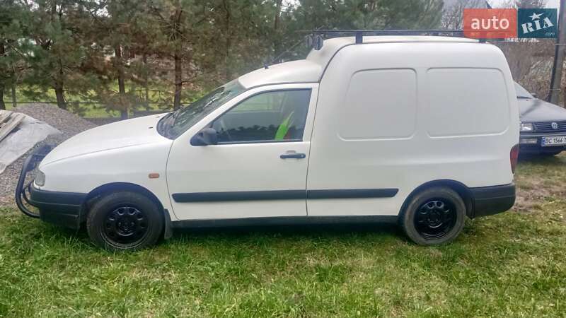 Грузовой фургон SEAT Inca 2000 в Львове