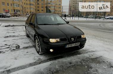 Хэтчбек SEAT Leon 2002 в Киеве