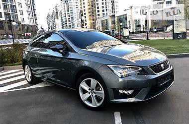 Купе SEAT Leon 2015 в Киеве