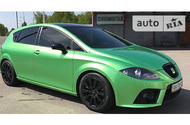 Хэтчбек SEAT Leon 2007 в Киеве